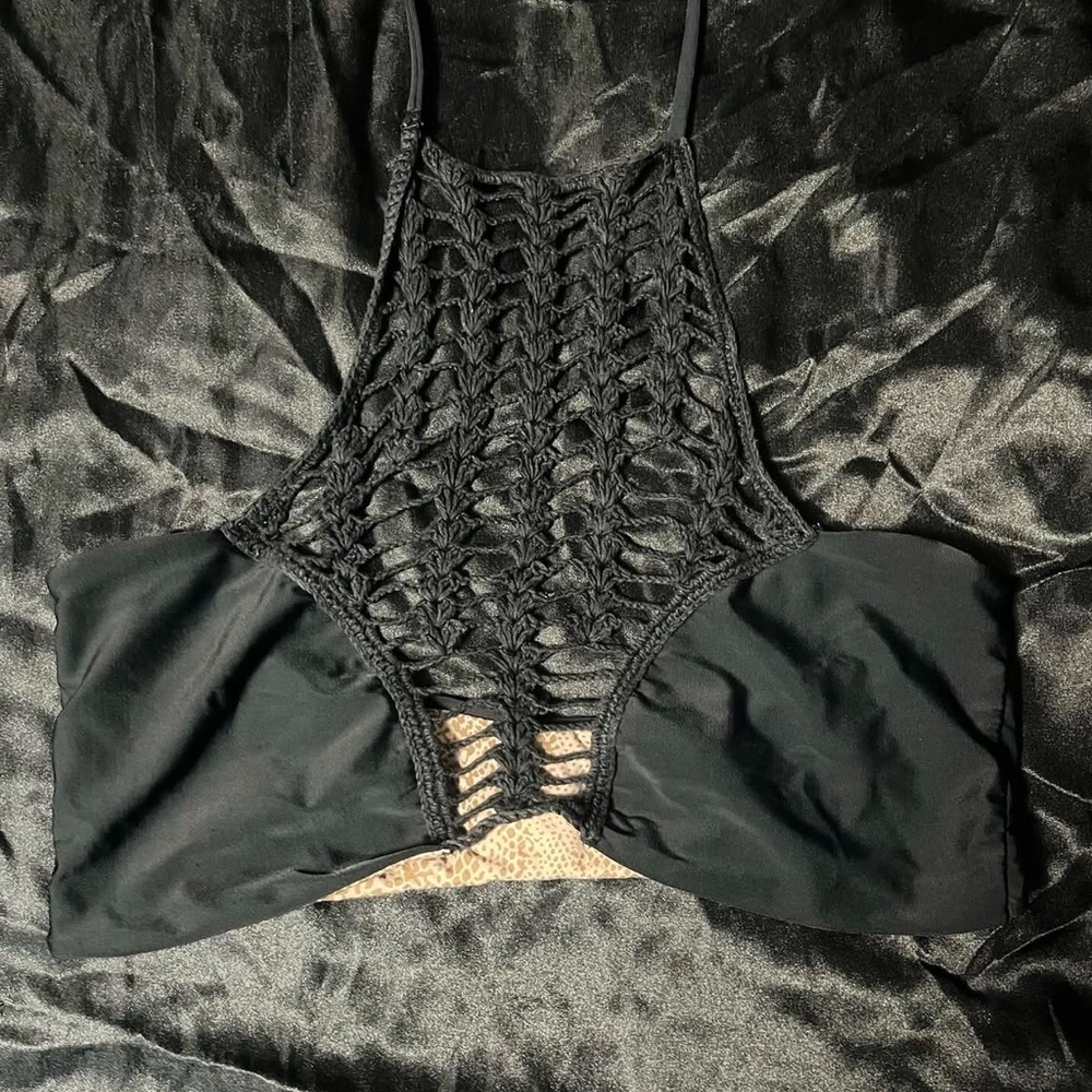 XL ACACIA TOP